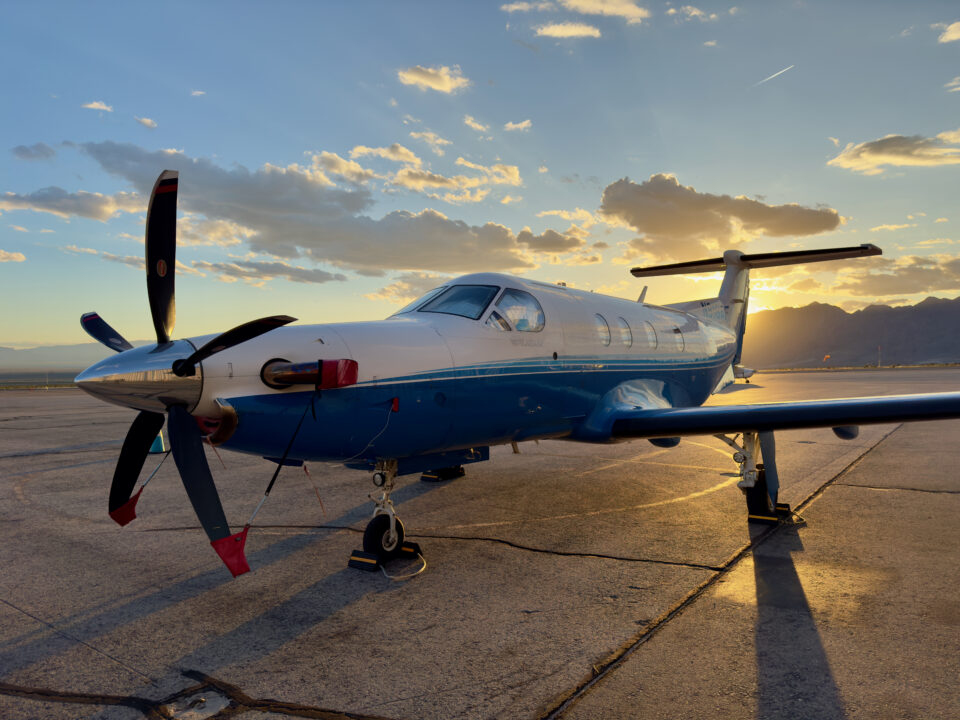 PlaneSense PC-12 in BVU Boulder City Municipal Airport